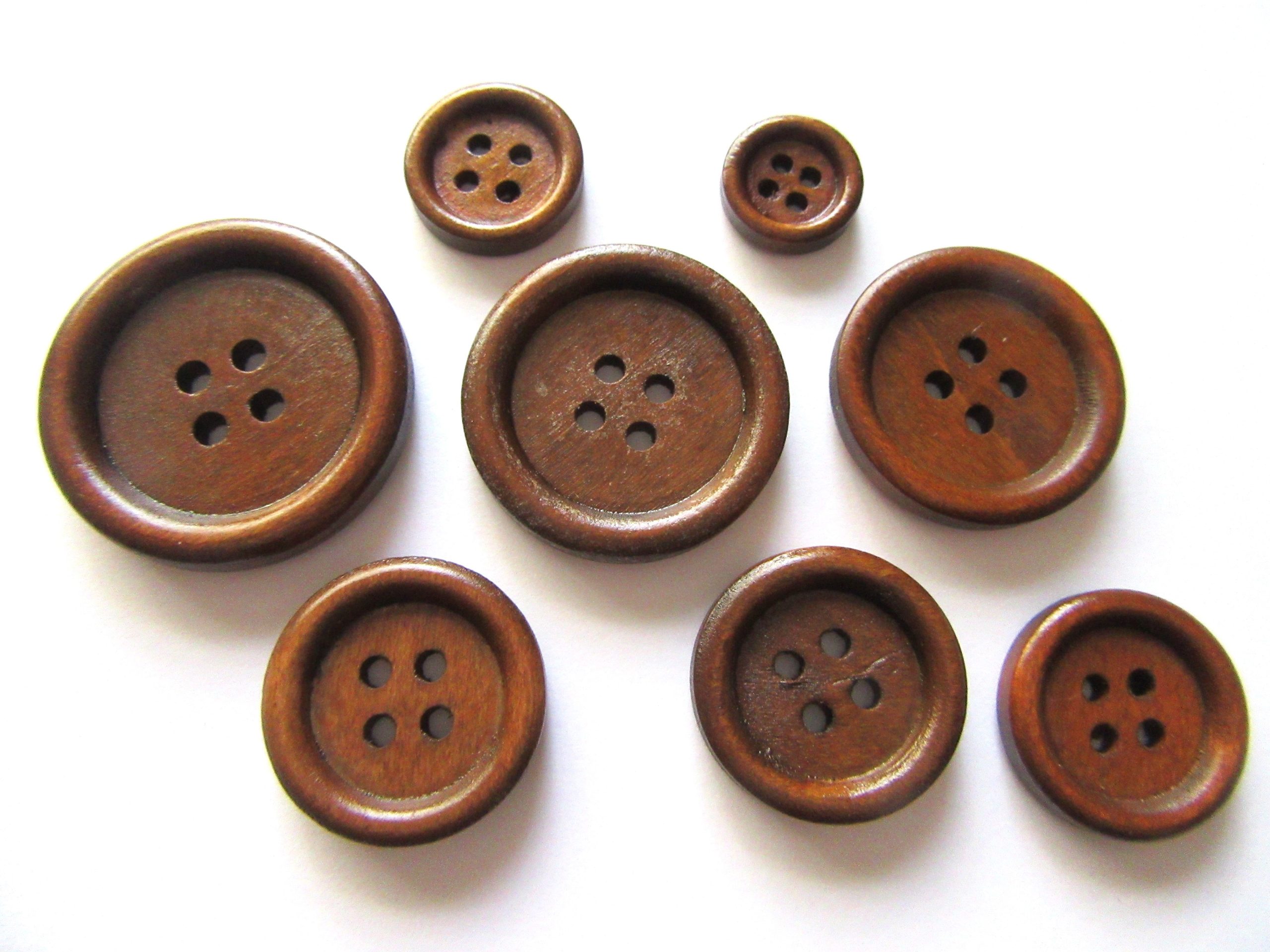 3689 WOOD BUTTON 3689 - Image 1