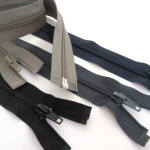 ZIPPER WITH 1 SLIDER OPEN END 60CM