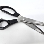 PINKING SHEARS 23,5CM