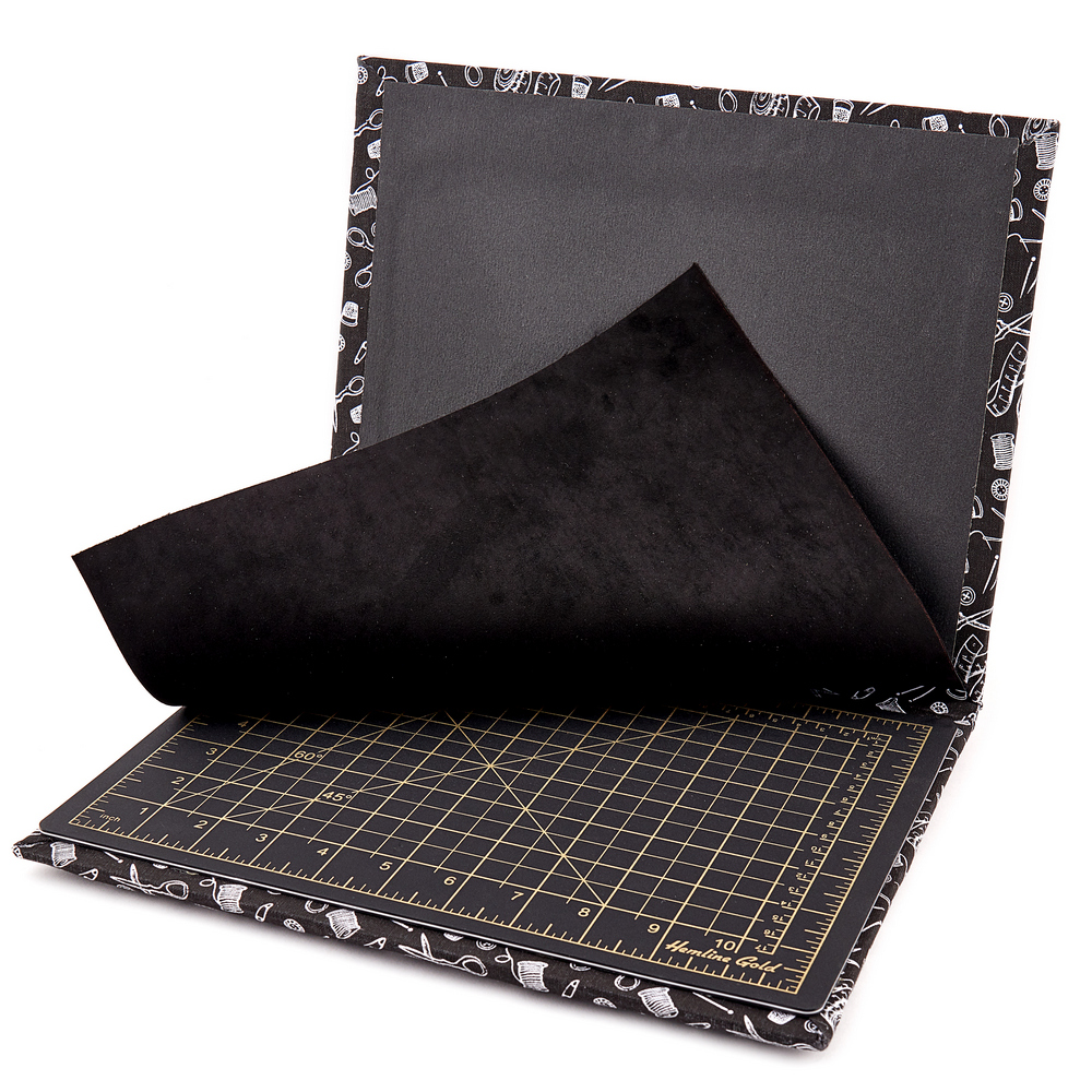 Hemline Gold Quilter’s Multi Mat is a 4-in-1 HEMLINE GOLD QUILTER’S MULTI MAT - Image 1