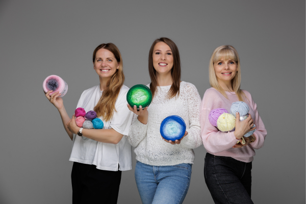 YarnStreet jaunā mājaslapa latviešu valodā — elize.lv komandas jaunais kopīgais sākums, plašāks dziju un rokdarbu piederumu klāsts.
