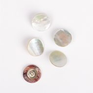 DROPS PEARL BUTTON 15MM 523 - Image 2